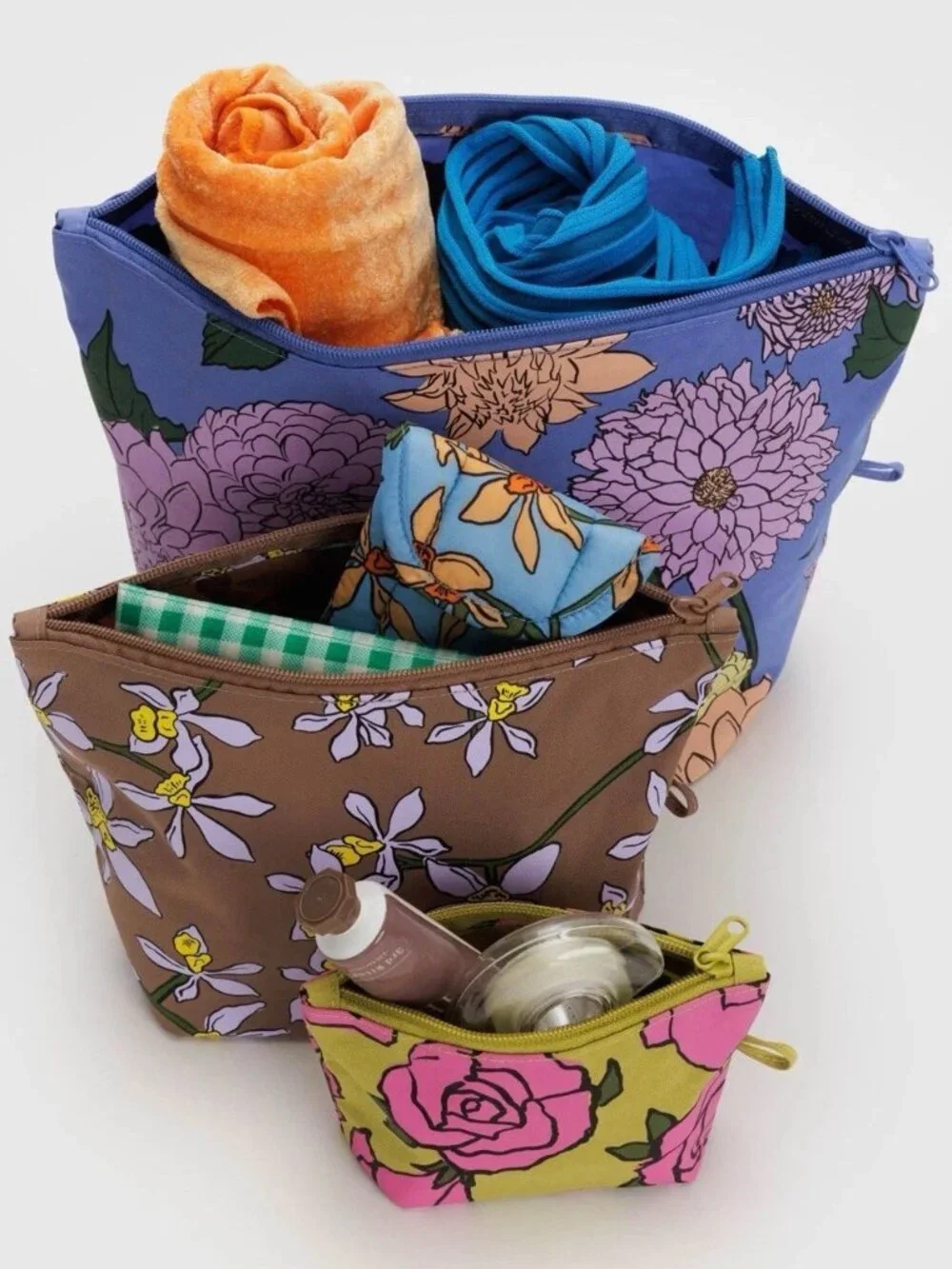 BAGGU set three
